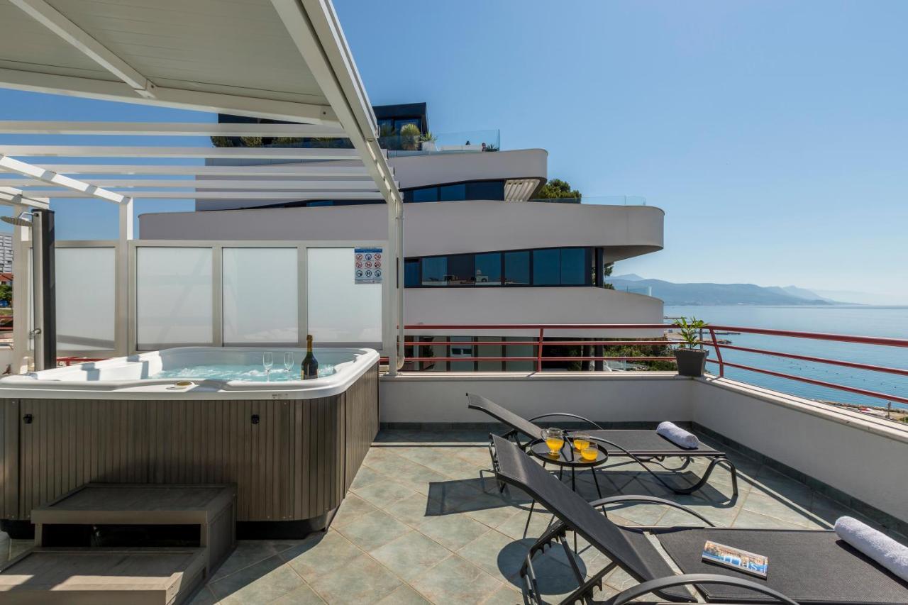 Seaside Penthouse With Hot Tub Sky Living Appartement Split Buitenkant foto