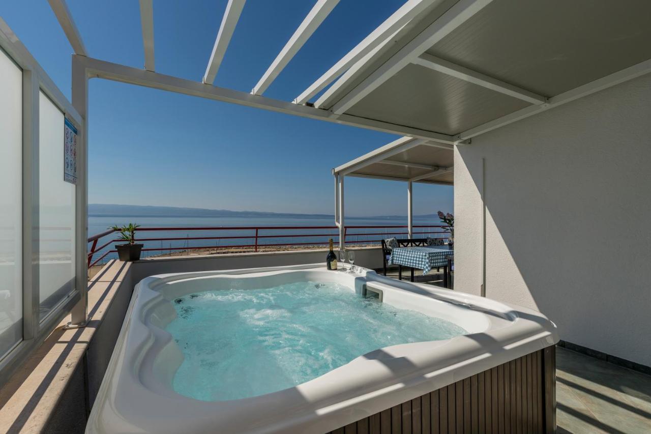 Seaside Penthouse With Hot Tub Sky Living Appartement Split Buitenkant foto
