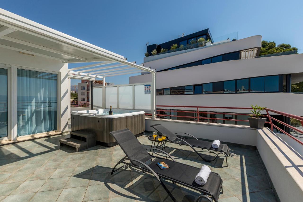 Seaside Penthouse With Hot Tub Sky Living Appartement Split Buitenkant foto