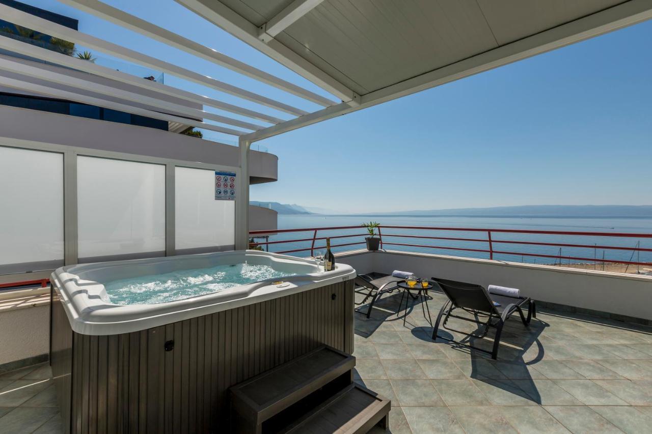 Seaside Penthouse With Hot Tub Sky Living Appartement Split Buitenkant foto