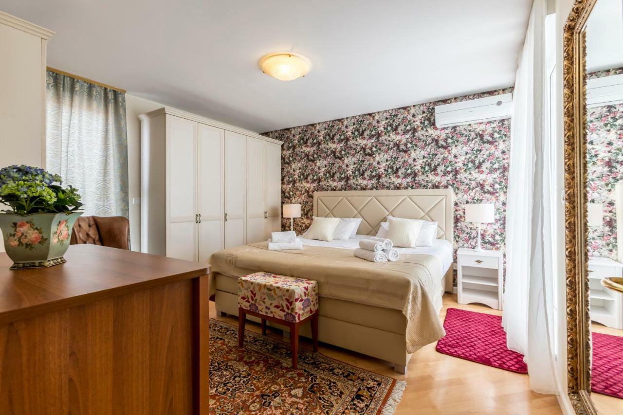 Seaside Penthouse With Hot Tub Sky Living Appartement Split Buitenkant foto